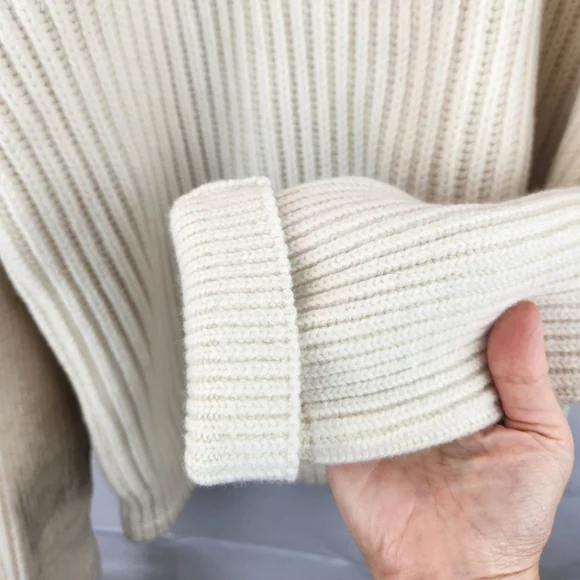 Sacai Off-white Paneled Jumper In 151 Off White size L(3) BNWT has stains - Picture 11 of 13